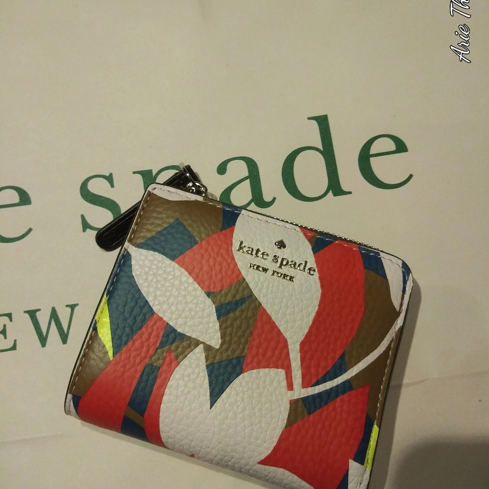 kate spade || jackson BI-FOLD WALLET